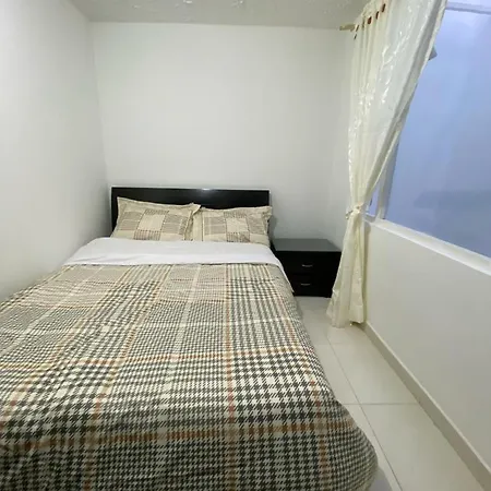 Acogedor Apartamento Pequeno E Independiente Bogotá Extérieur photo